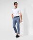 Brax Fabio Minimal Pattern Hi-Flex Cotton Satin Flat-Front Chino Broek Dusty Blue