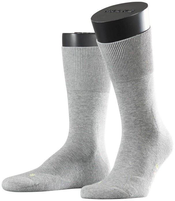 Certificaat veer gemiddelde Falke Run Socks Sokken in kleur Licht Grijs | Jan Rozing Mannenmode