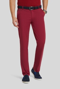 Meyer Oslo Twill Organic Cotton Lightweight Fine Gabardine Flatfront Broek Donker Rood
